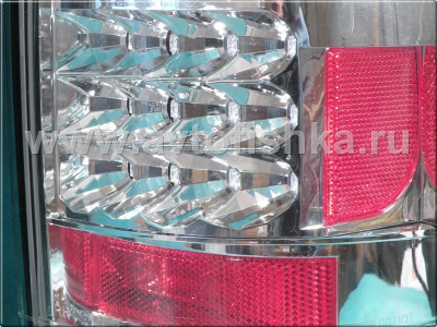 Chevrolet Tahoe, Suburban, GMC Yukon, Denali (99-06) фонари задние светодиодные хромированные, комплект 2 шт.